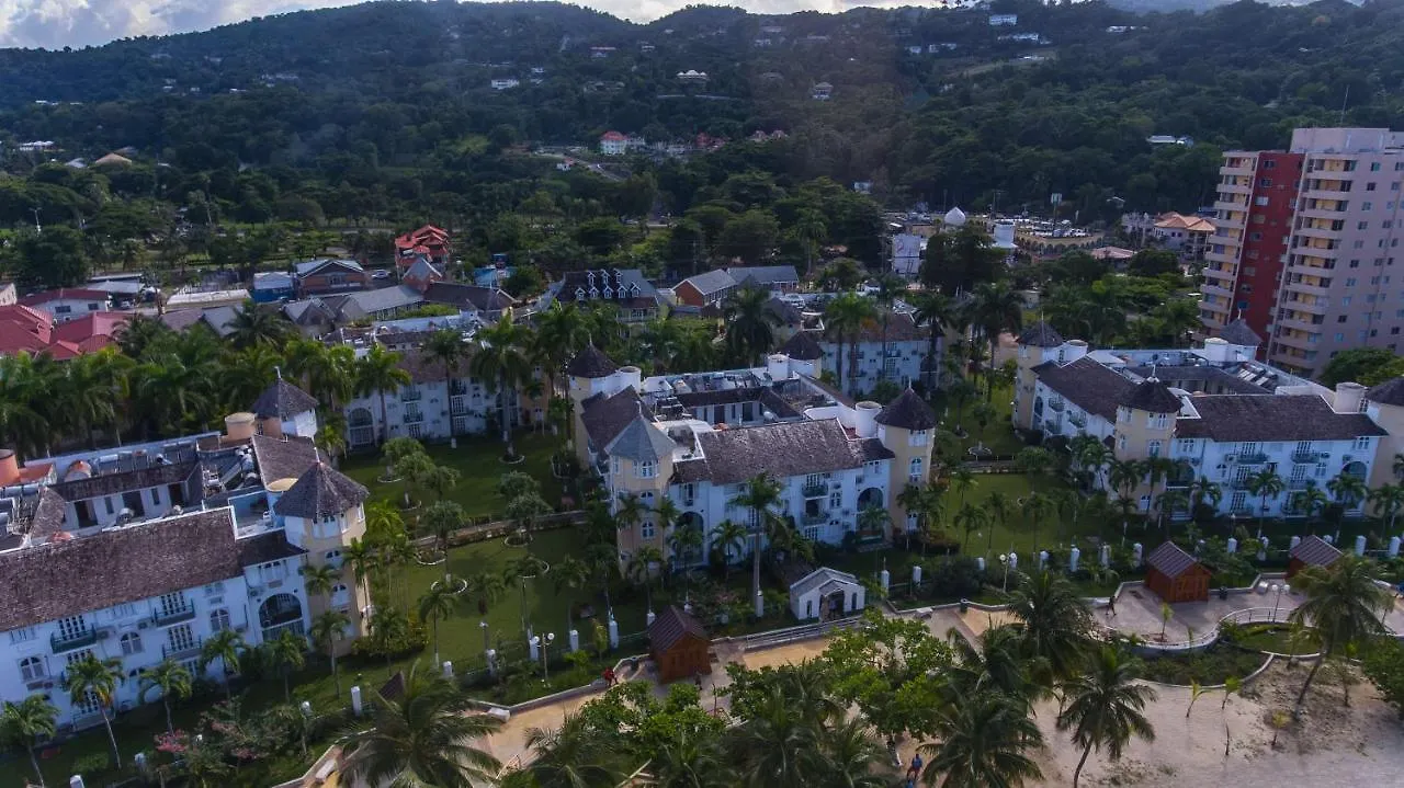 Apartment Serenity By The Sea At Turtle Towers Ocho Rios